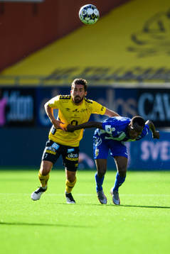 Elfsborgs Frederik Holst och IFK Göteborgs Alhassan Yusuf