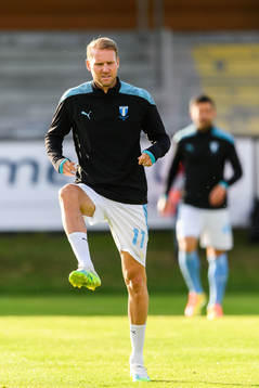 Malmö FFs Ola Toivonen värmer upp