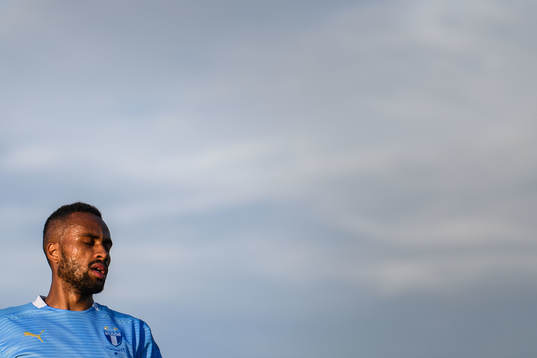 Malmö FFs Isaac Kiese Thelin deppar