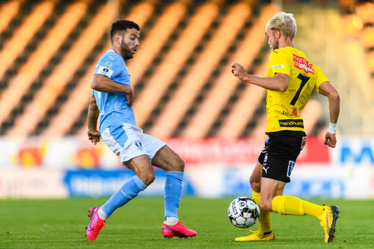 Malmö FFs Erdal Rakip och Mjällbys Viktor Gustafson