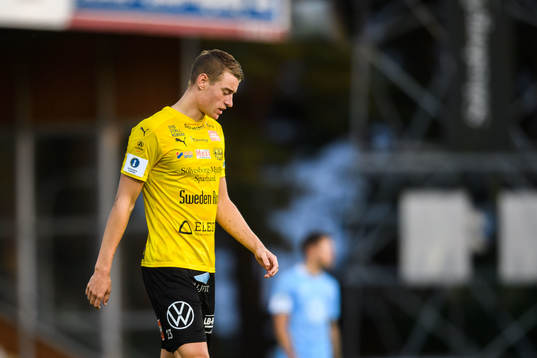 Mjällbys Jesper Löfgren deppar