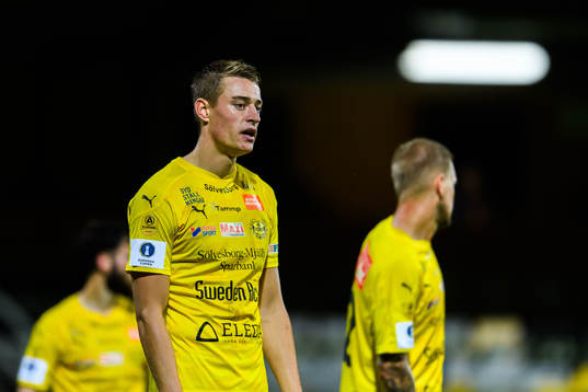 Mjällbys Jesper Löfgren deppar