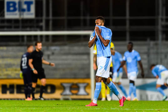 Malmö FFs Isaac Kiese Thelin deppar