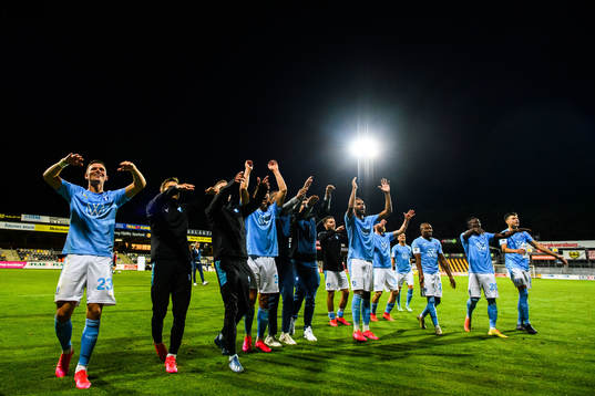 Malmö FFs spelare tackar publiken