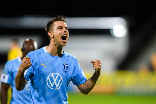 Bläddra bland fler bilder av Fotboll, Svenska Cupen, Semifinal, Mjällby - Malmö FF