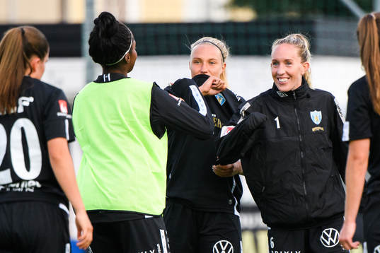 Göteborgs Julia Roddar jublar