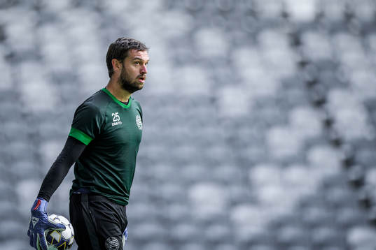 Hammarbys målvakt Davor Blazevic