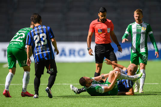 Hammarbys Darijan Bojanic har ont