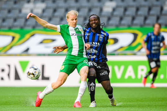 Hammarbys Gustav Ludwigson och Sirius Kebba Ceesay
