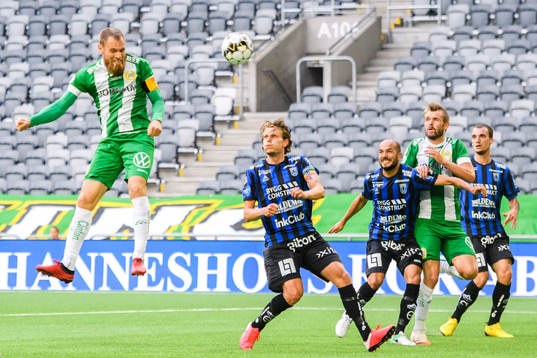 Hammarbys David Fällman med mål som senare blev bortdömt