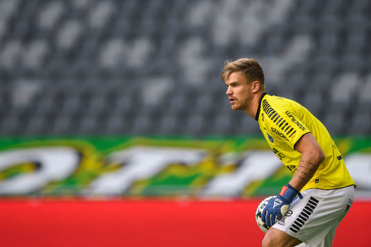 Sirius målvakt Lukas Jonsson