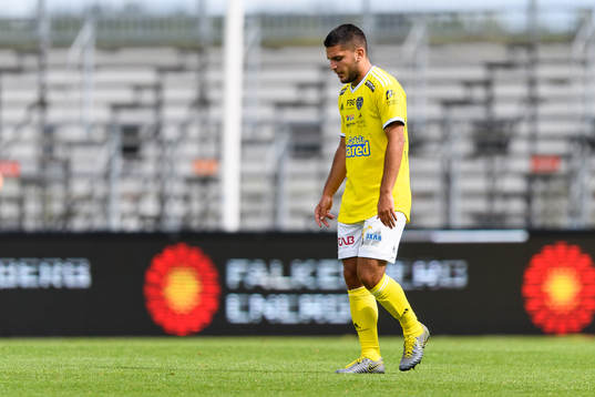 Falkenbergs Edi Sylisufaj deppar