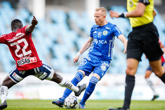 Örgrytes Abdul Razak och Sundsvalls Tobias Eriksson