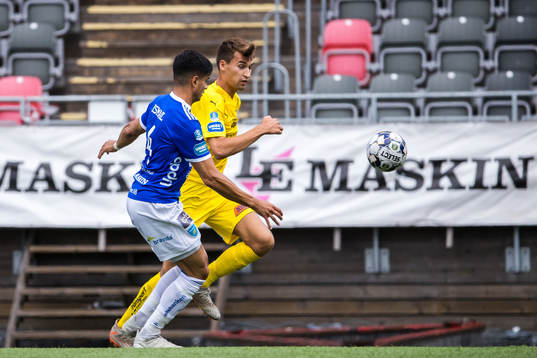 Halmstads Emil Tot Wikström och Umeås Deniz Yaldir