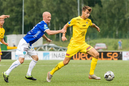 Umeås Stefan Lindmark och Halmstads Rasmus Wiedesheim-Paul