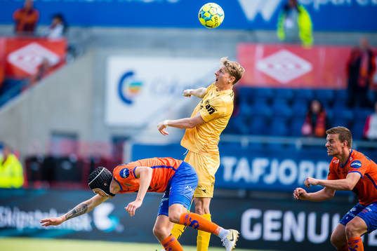 Daniel Leo Gretarsson Schmidt of Aalesund and Kasper Aalund