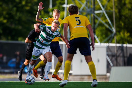 Västerås Douglas Karlberg och Ljungskiles Teodor Wålemark