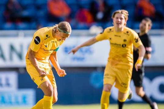 Ulrik Saltnes of Bodø/Glimt celebrates