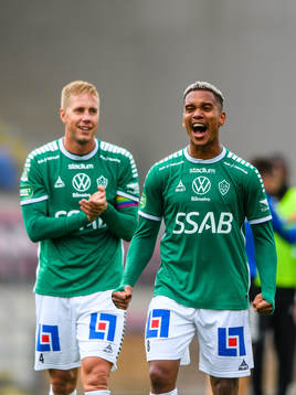 Brages Seth Kanteh Hellberg jublar