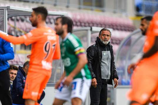 AFC Eskilstunas tränare Özcan Melkemichel