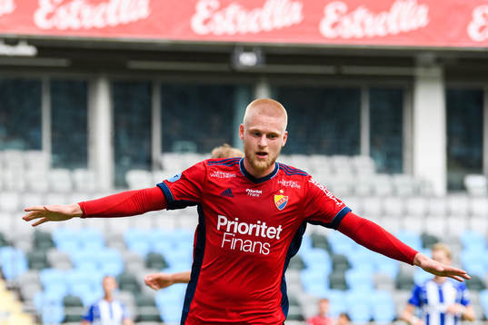 Djurgårdens Kalle Holmberg jublar