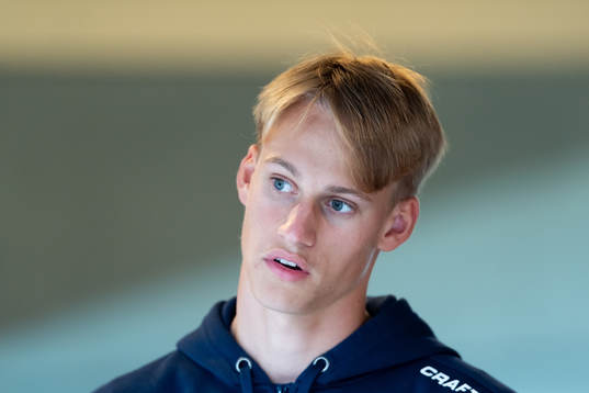 IFK Göteborgs Oscar Vilhelmsson blir intervjuad