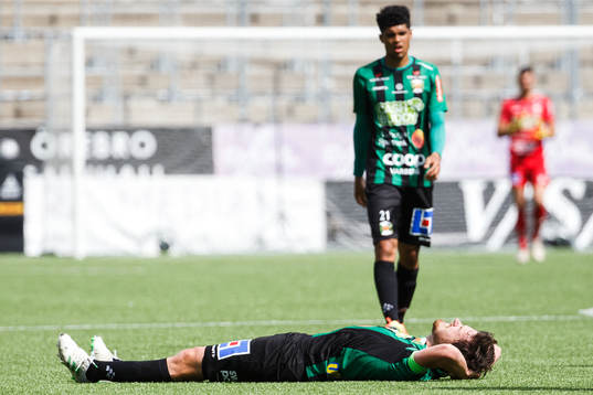 Varbergs Robin Tranberg har ont