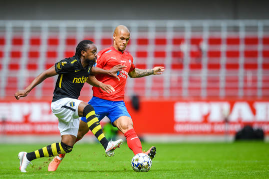 s Heradi Rashidi och Helsingborgs Anthony van