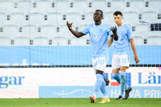 Malmö FFs Bonke Innocent deppar