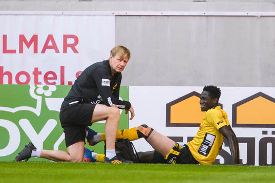 Elfsborgs Joseph Okumu får vård