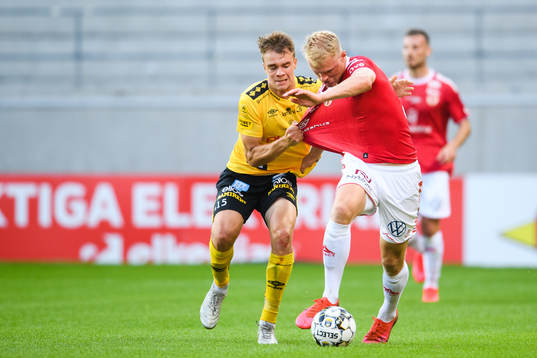Elfsborgs Leo Väisänen och Kalmars Edvin Crona