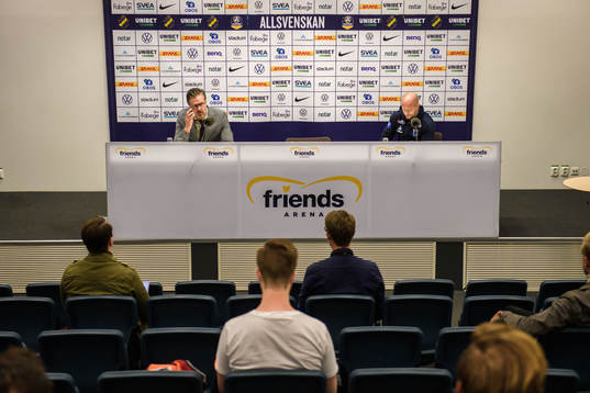 s tränare Rikard Norling och Sirius tränare Henrik