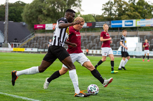 Landskronas Patrick Nwadike och Qvidings Edvin Dahlqvist