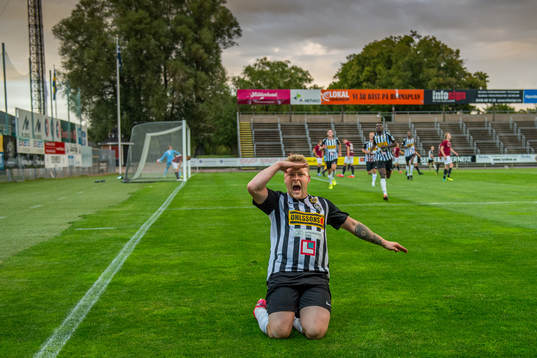 Landskronas Niklas Nielsen jublar