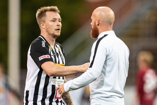 Landskronas Niklas Nielsen och assisterande tränare Max