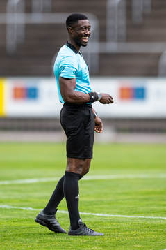 Domare Fredrik Oppong