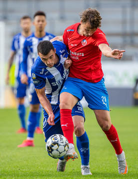 IFK Göteborgs Giorgi Kharaishvili och Helsingborgs Alex