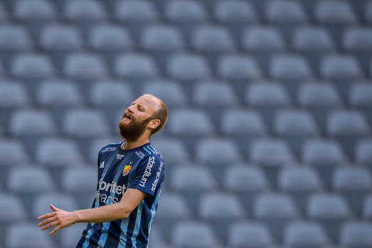 Djurgårdens Curtis Edwards deppar