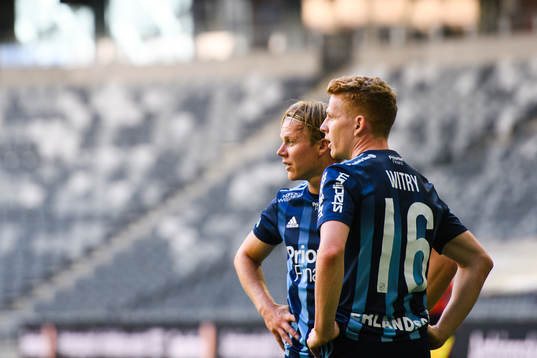 Djurgårdens Elliot Käck och Aslak Witry