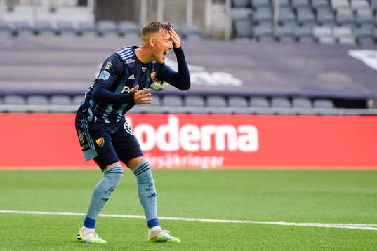 Djurgårdens Fredrik Ulvestad har ont