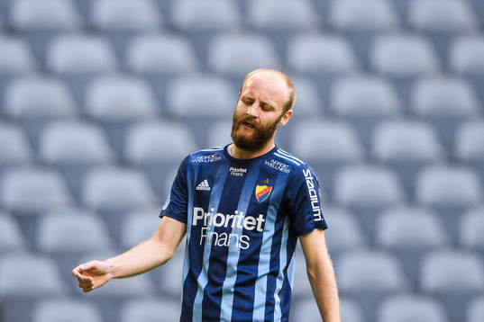 Djurgårdens Curtis Edwards deppar