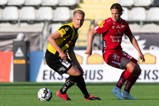 Häckens Gustav Berggren och Elfsborgs Simon Olsson