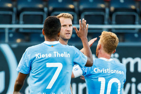 Bläddra bland fler bilder av Fotboll, Allsvenskan, Östersund - Malmö FF