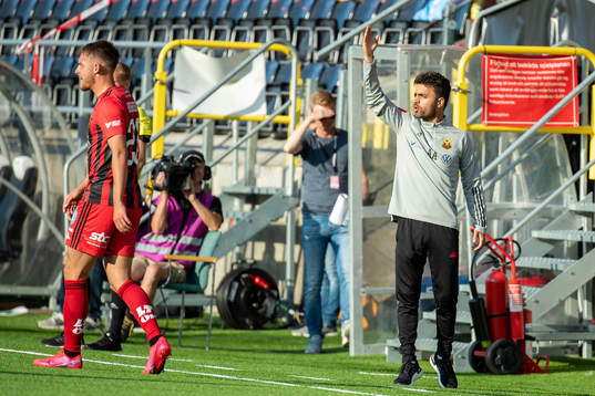 Östersunds assisterande tränare Amir Azrafshan