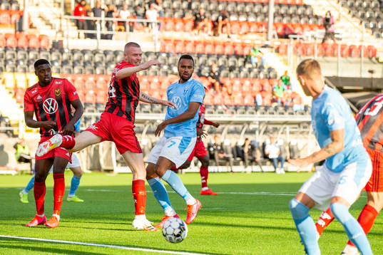 Östersunds Thomas Isherwood