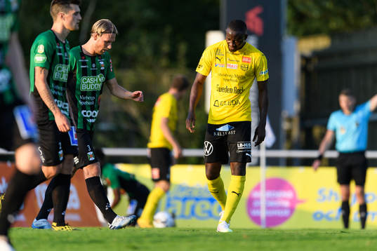 Mjällbys Moses Ogbu deppar