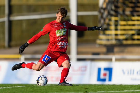 Varbergs målvakt August Strömberg