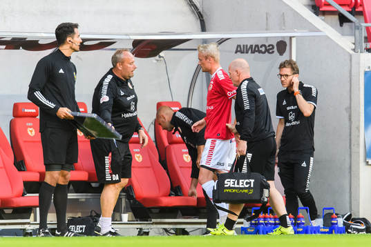 Kalmars Geir André Herrem lämnar planen