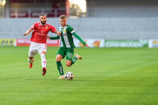 Kalmars Filip Sachpekidis och Hammarbys Dennis Widgren
