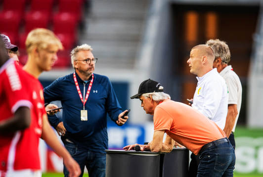 Kalmars tränare Nanne Bergstrand deppar